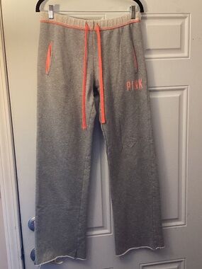 Women’s Victoria Secret PINK sweat pants size XS